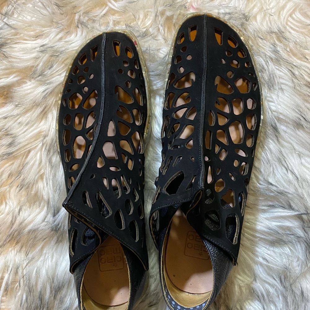 Ciao Mao Lazer Cut Sandals